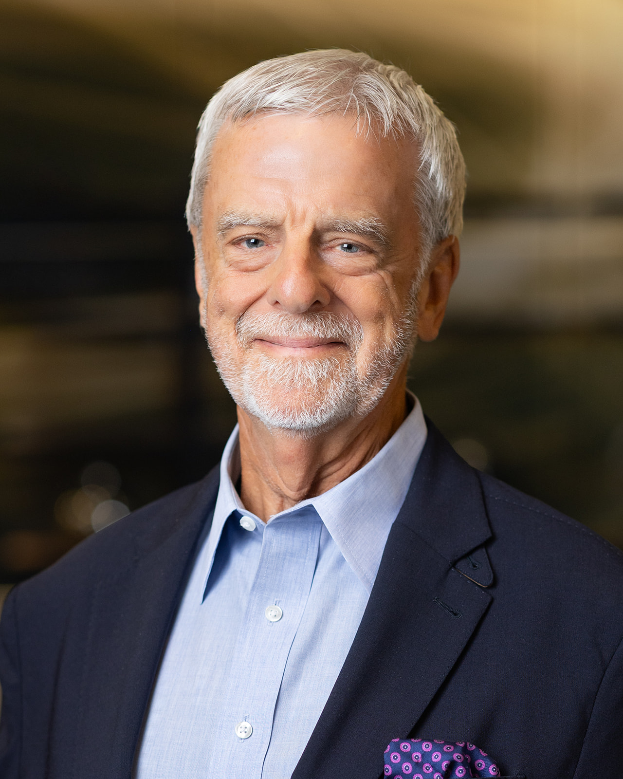 Dr Garth T. Bolinder